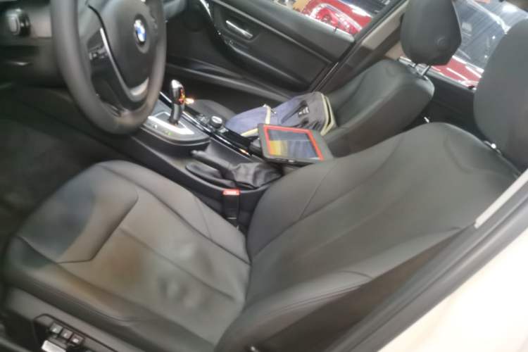 Used BMW 3 Series 2017 320Li Fashion Model
