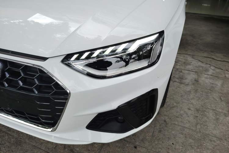 Used Audi A4L 2024 40 TFSI Fashion Dynamic Model