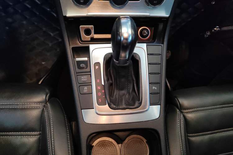 Used Volkswagen FAW-Volkswagen CC 2016 1.8TSI Prestige Model
