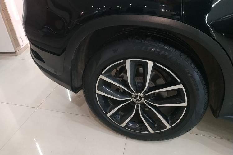 Used Mercedes-Benz GLC 2021 GLC 300 L 4MATIC Dynamic Model
