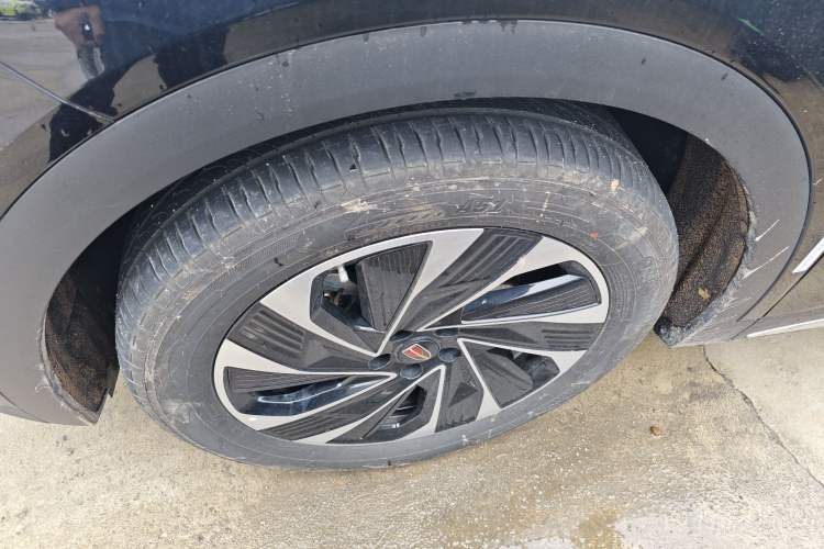 Used Hongqi HS7 PHEV 2024 2.0T PHEV Four-Wheel Drive Flagship Edition 6 Seats
