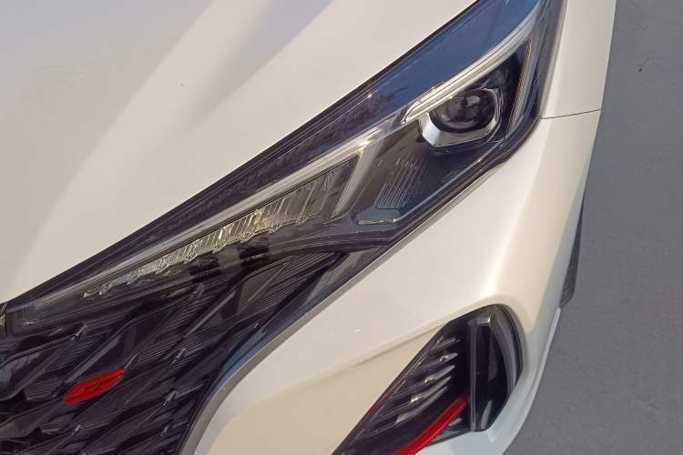 Used Changan Eado 2025 PLUS 1.4T Dual-Clutch High-Energy Version
