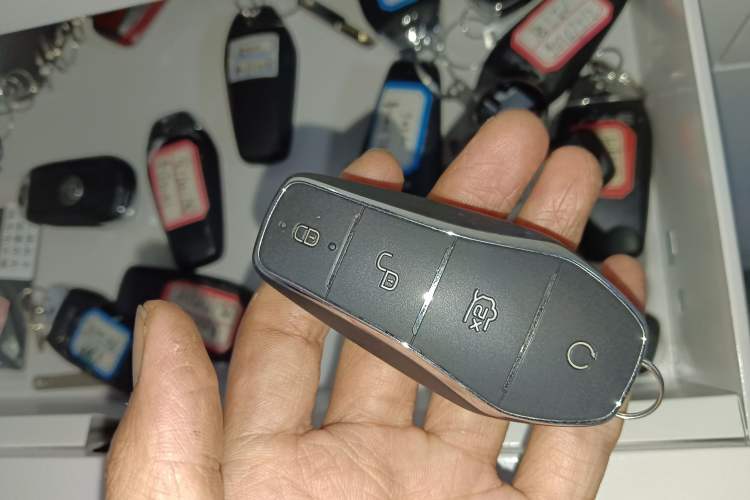 Used BYD Han 2025 EV Intelligent Driving Edition 701KM LiDAR Flagship Model
