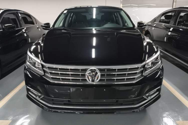 Used Volkswagen Passat 2017 330TSI DSG Prestige Edition
