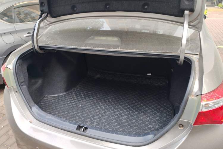 Used Toyota Corolla 2017 1.2T CVT GL-i
