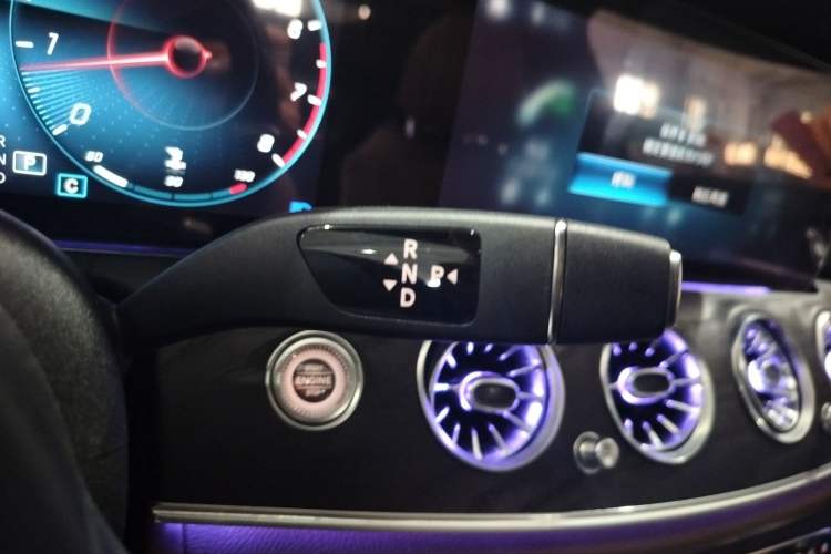 Used Mercedes-Benz E-Class 2023 E 260 L Sport 4MATIC
