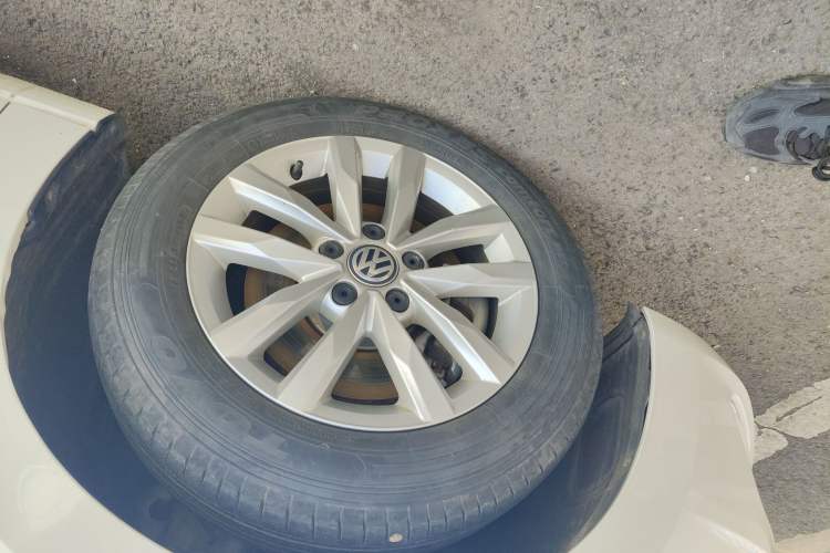 Used Volkswagen Touran 2018 Volkswagen Touran L 280TSI DSG Comfort Edition 7 Seats China VI Standard