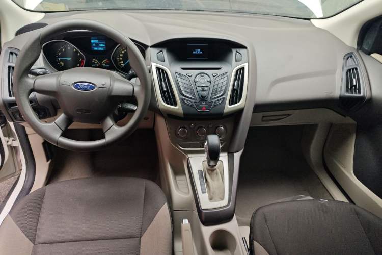 Used Ford Focus 2012 Sedan 1.6L Automatic Comfort Model
