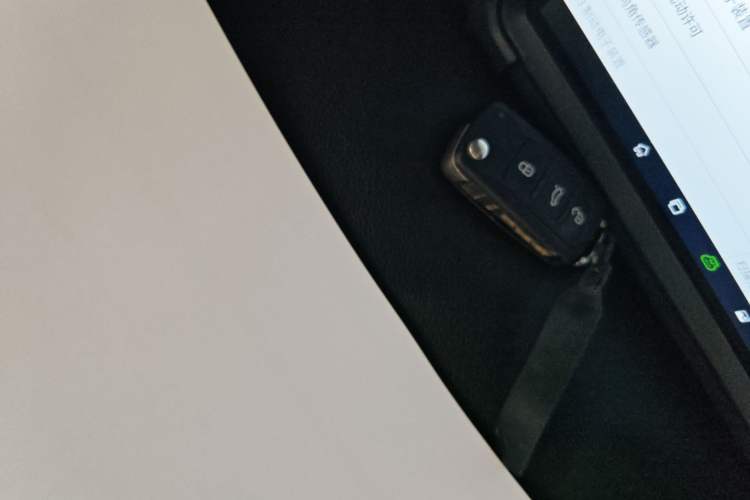 Used Volkswagen Sagitar 2017 180TSI Automatic Luxury Edition
