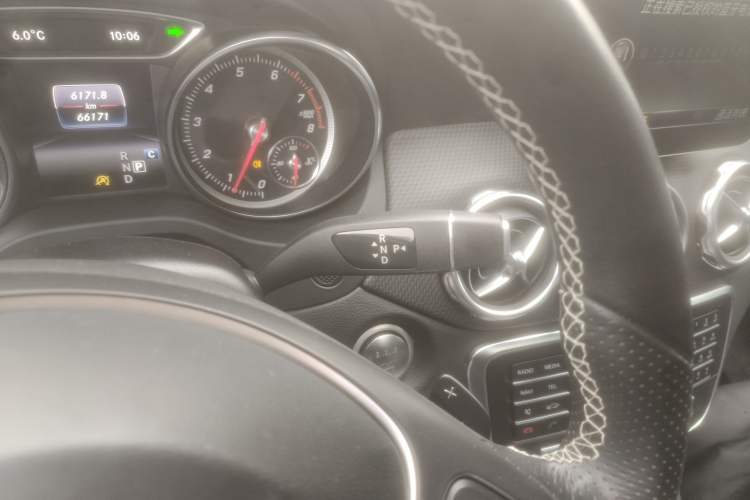 Used Mercedes-Benz GLA 2017 GLA 200 Fashion Model
