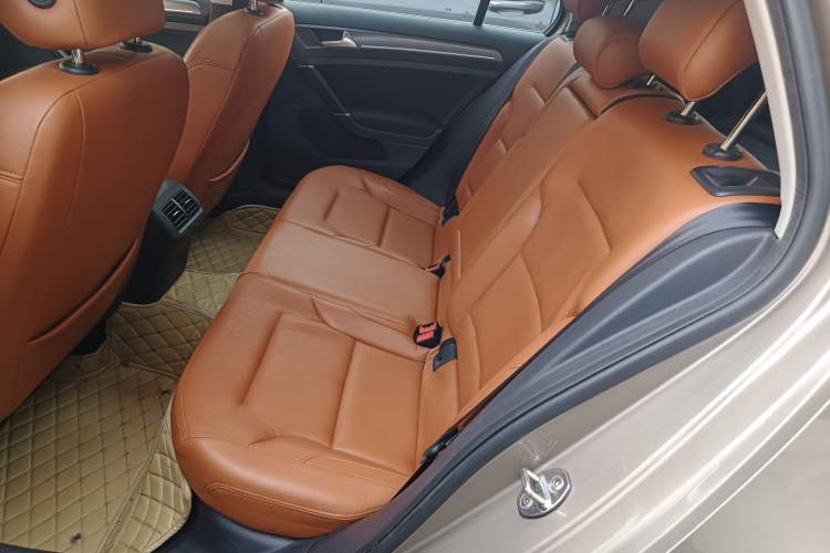 Used Volkswagen Golf 2016 1.6L Automatic Comfort Model
