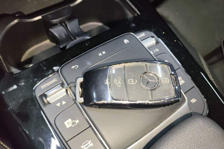 Used Mercedes-Benz A-Class 2022 Revised Version A 200 L Sport Sedan Fashionable Style
