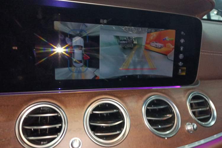 Used Mercedes-Benz E-Class 2022 Second Facelift E 300 L Luxury Edition
