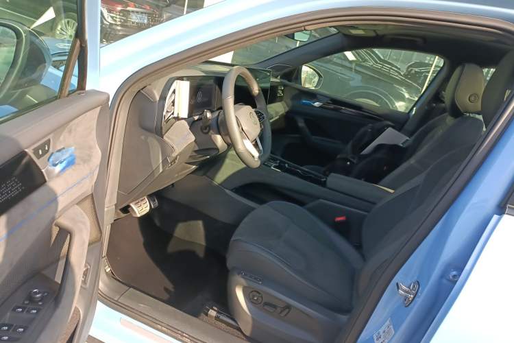 Used Volkswagen Tiguan L 2024 PRO 380TSI Four-Wheel Drive R-Line Prestige Edition