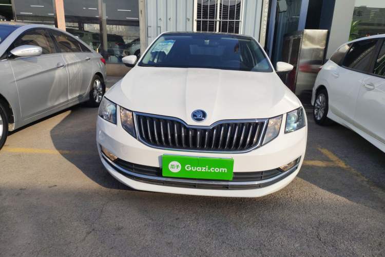 Used Skoda Octavia 2019 TSI230 DSG SmartDrive Luxury Edition China VI