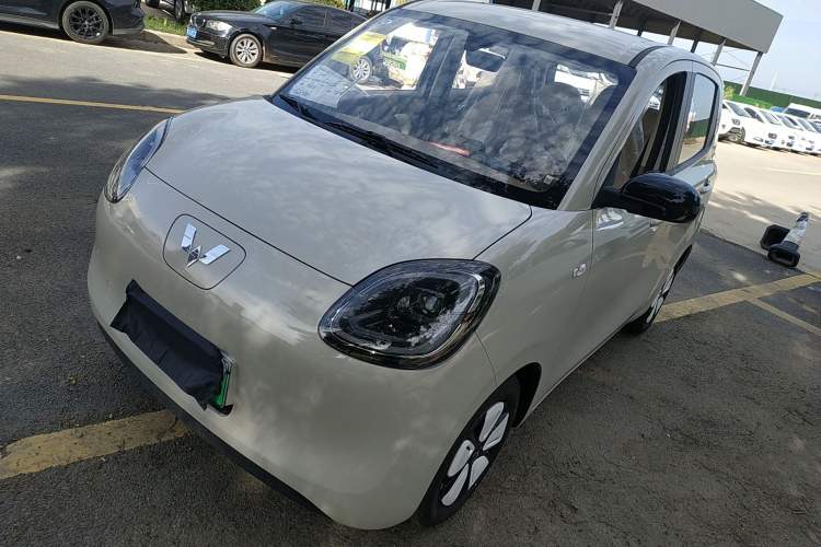 Used Wuling Hongguang MINIEV 2025 Four-Door Version Advanced Edition
