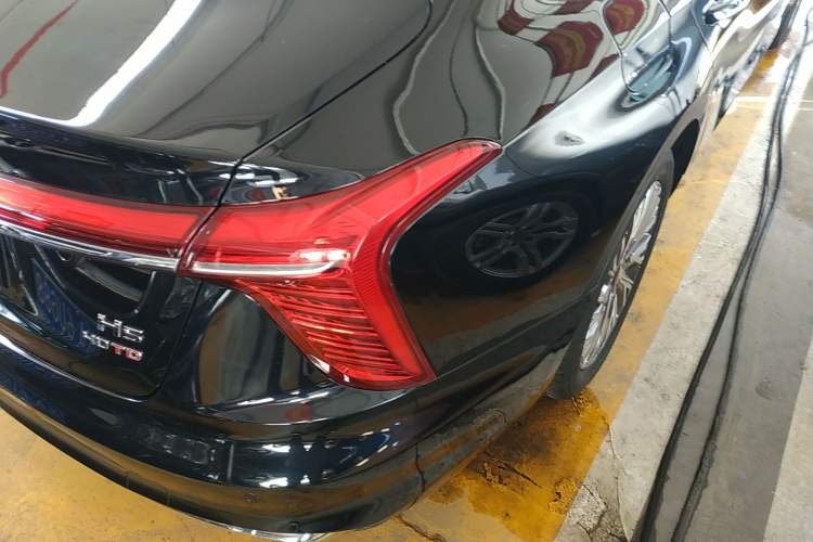 Used Hongqi H5 2023 2.0T Automatic Smart Connect Flagship Edition
