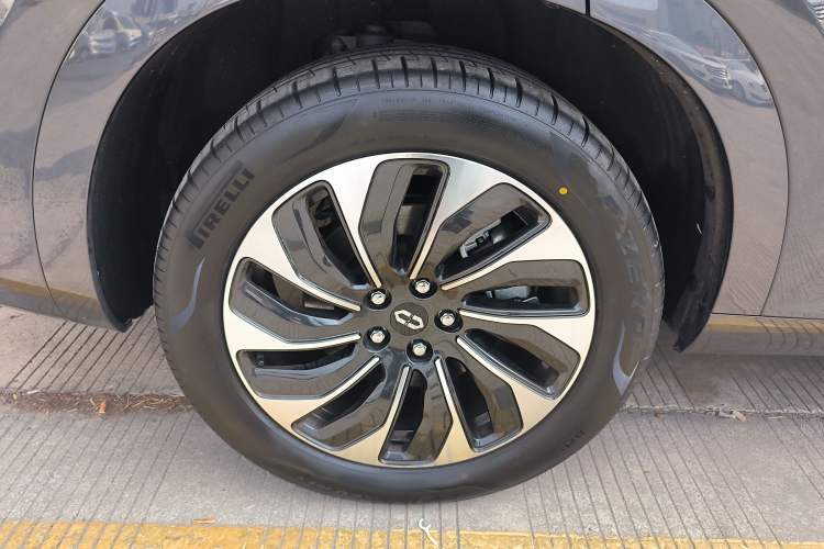 Used Hima AITO M7 2024 1.5T Rear-Drive Plus Version 5 Seats
