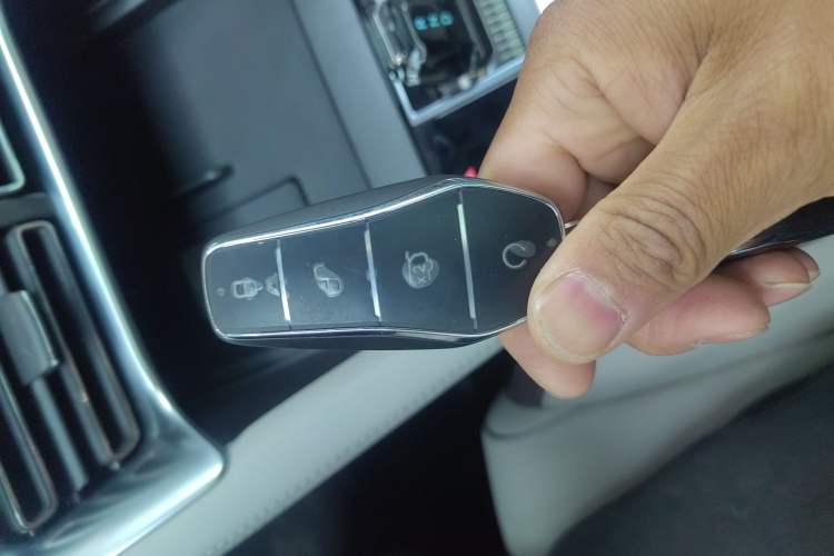 Used BYD Song PLUS New Energy 2025 EV Intelligent Driving Version 520km Premium Model
