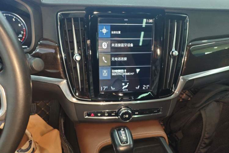 Used Volvo S90 2018 T4 Zhiyuan Edition
