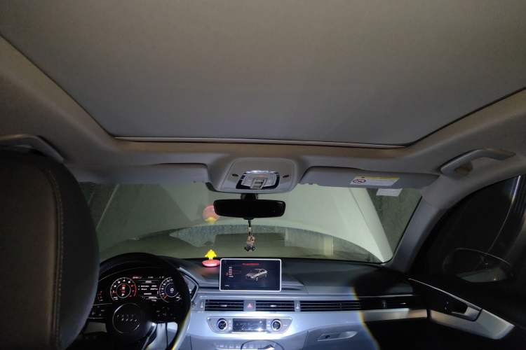 Used Audi A4L 2019 40 TFSI Fashion Edition China VI Emission Standard
