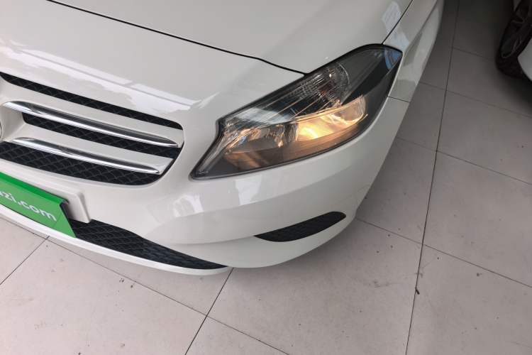 Used Mercedes-Benz A-Class 2015 A 180 Standard Model
