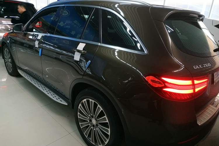 Used Mercedes-Benz GLC 2016 GLC 260 4MATIC Dynamic Edition
