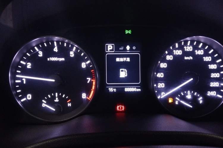 Used Hyundai Elantra 2016 1.6L Automatic ZhiXuan – Elite Version
