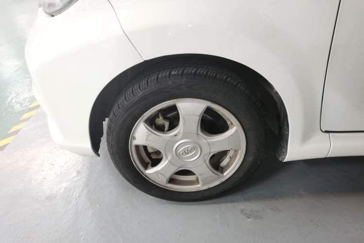 Used BYD F0 2015 1.0L AMT Joyful Cool Model
