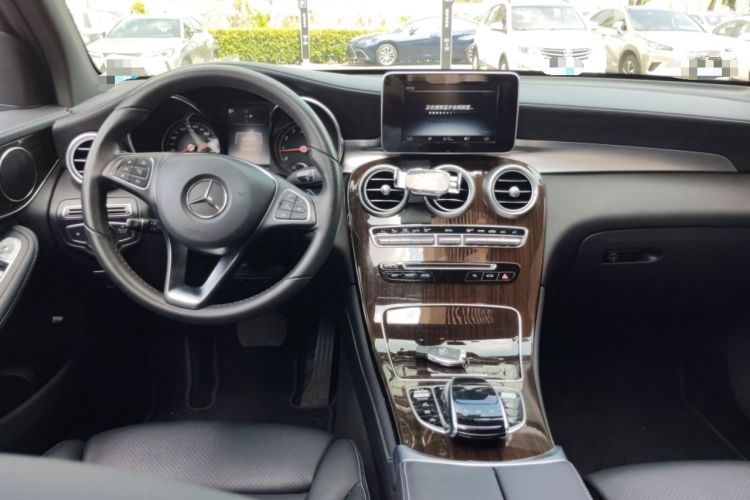 Used Mercedes-Benz GLC 2017 GLC 260 4MATIC Dynamic Edition