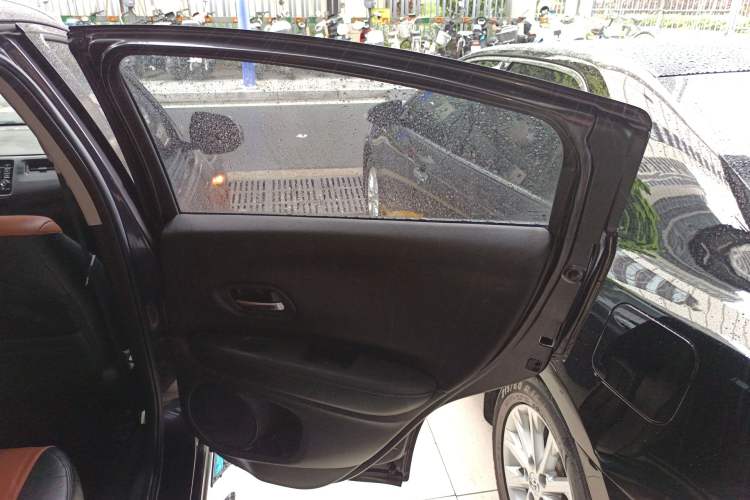 Used Honda Vezel 2018 1.5L CVT 2WD Technology Elite Model
