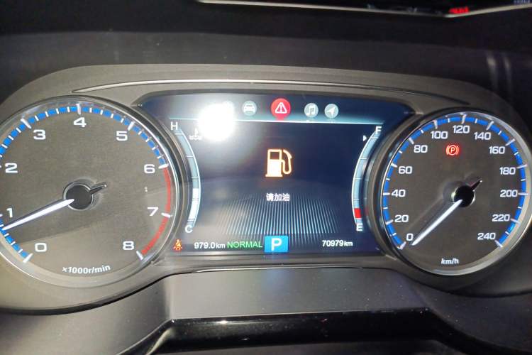 Used GAC Trumpchi GS8 2017 320T Two-Wheel Drive Luxury Smart Connectivity Version (7 Seats)
