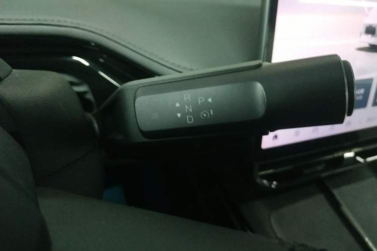 Used  GT 2023 560 Rear-Drive Seven-Wing Edition
