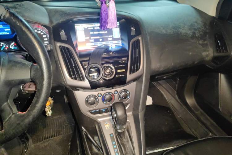 Used Ford Focus 2012 Hatchback 1.6L Automatic Comfort Model
