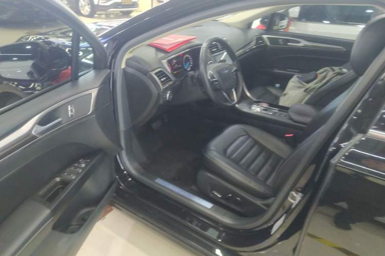 Used Ford Mondeo 2018 EcoBoost 180 Smart Control Fashion Model China V Standard
