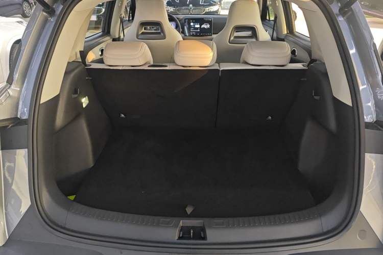 Used BYD Yuan UP 2025 Intelligent Driving Version 401 km Beyond-Range Edition