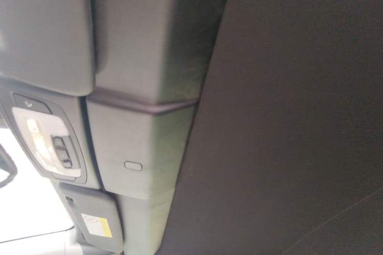 Used BMW 2 Series 2019 225i Convertible Coupe Luxury Edition M Sport Package
