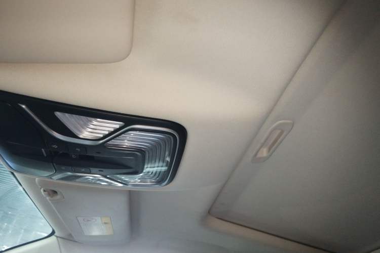 Used Changan CS85 COUPE 2021 1.5T DCT Elite Edition