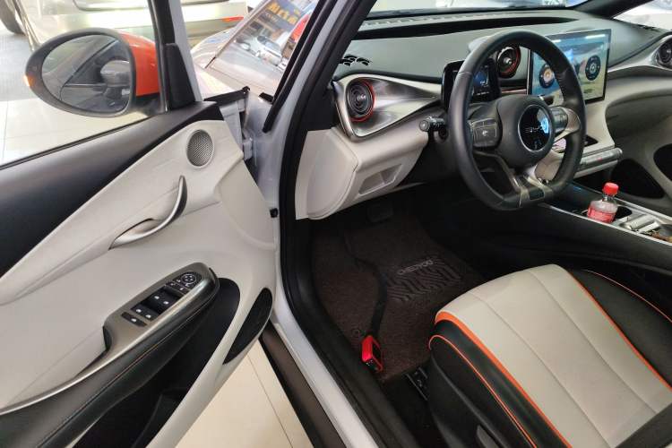 Used BYD Dolphin 2021 405 km Free Version
