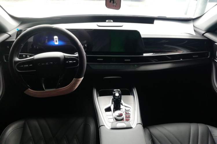 Used Chery Tiggo 7 PLUS 2023 Facelift 1.6 TGDI DCT Luxury Model
