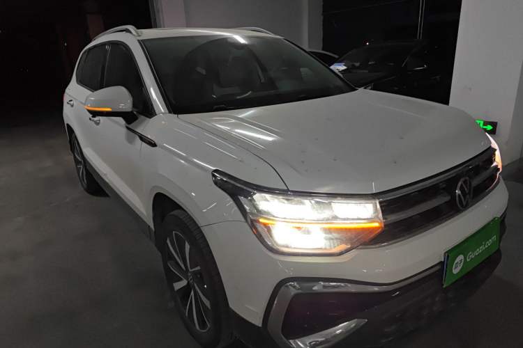 Used Volkswagen Tharu 2023 300TSI Two-Wheel-Drive Moonlight Edition
