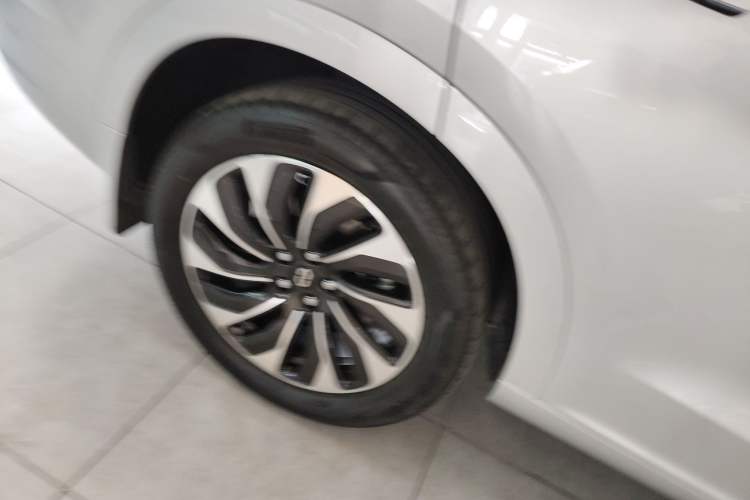 Used Hima AITO M7 2024 1.5T Rear-Drive Plus Version 5 Seats
