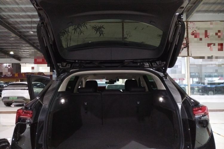 Used Buick Envision 2022 Facelift Encore S 652T Two-Wheel-Drive Luxury Model
