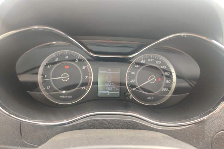 Used Baojun 560 2017 Rhythmic Edition 1.5T Manual Enjoyment Model
