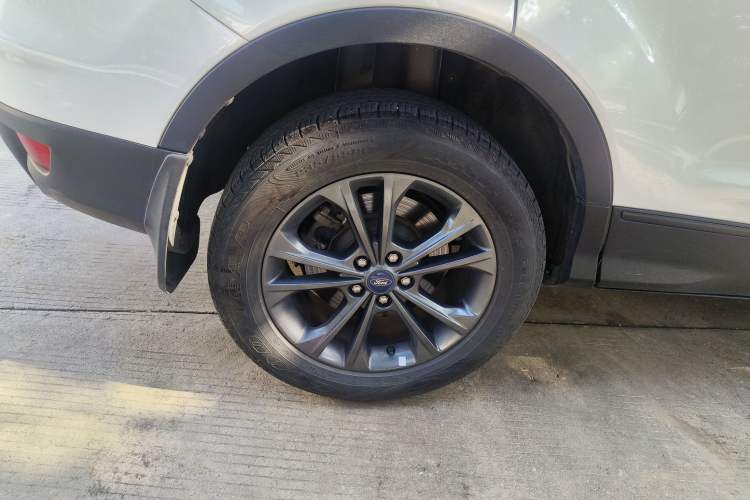 Used Ford Kuga 2019 EcoBoost 180 Two-Wheel-Drive Platinum Edition China VI Standard