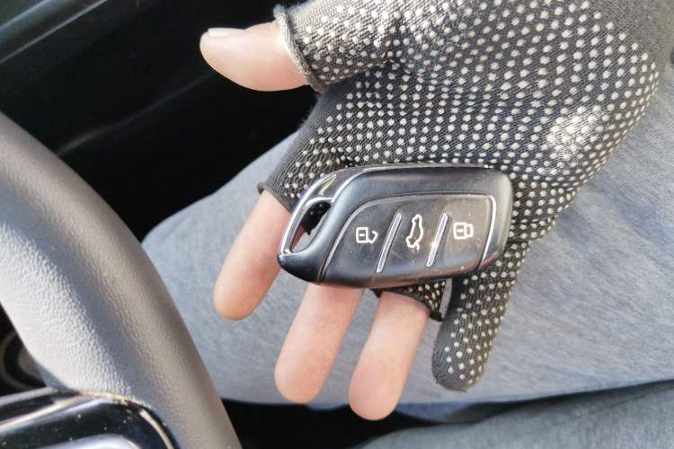 Used MG 5 2022 180 DVVT CVT Youth Luxury Edition
