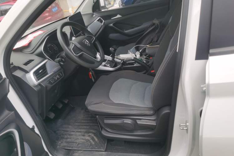 Used Baojun 530 2018 1.5T Manual Comfort Model China V Standard
