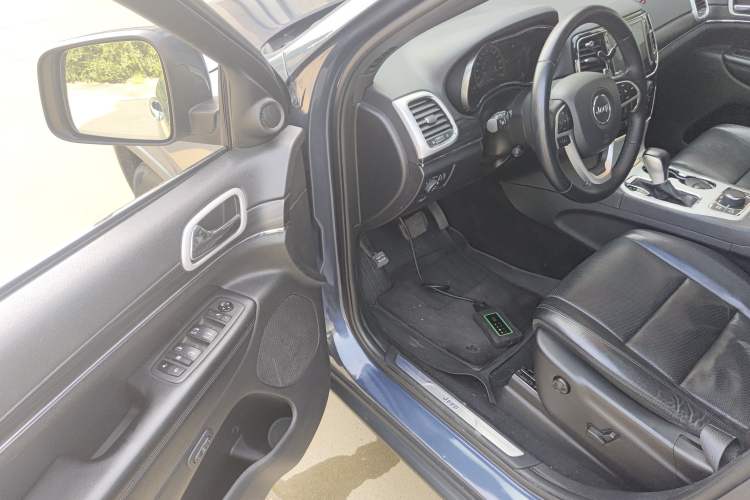 Used  Grand Cherokee 2020 3.0L Elite Navigation Edition