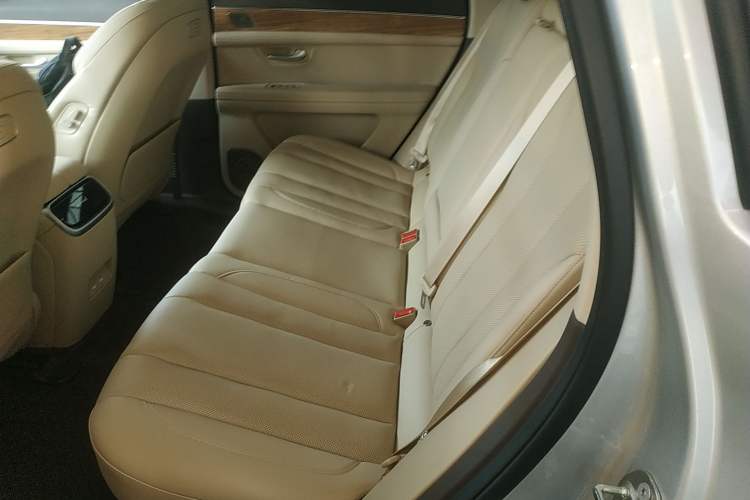 Used Hima AITO M7 2024 1.5T Rear-Drive Plus Version 5 Seats
