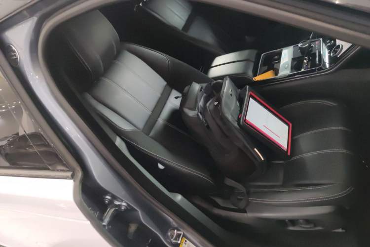 Used Land Rover Range Rover Velar 2020 P250 R-DYNAMIC S